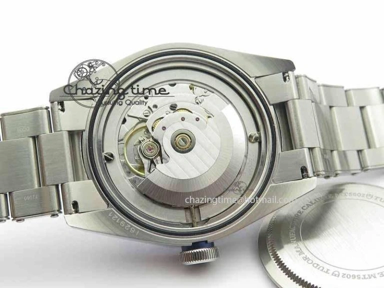 Heritage 2016 Black Bay Shield ZF 1:1 Best Edition On SS Bracelet A2824 (Blue) Free Blue Strap