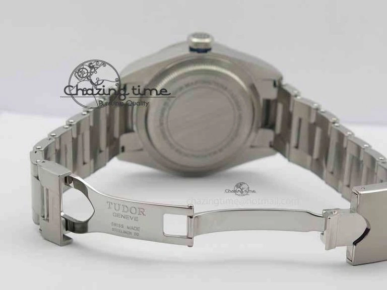 Heritage 2016 Black Bay Shield ZF 1:1 Best Edition On SS Bracelet A2824 (Blue) Free Blue Strap