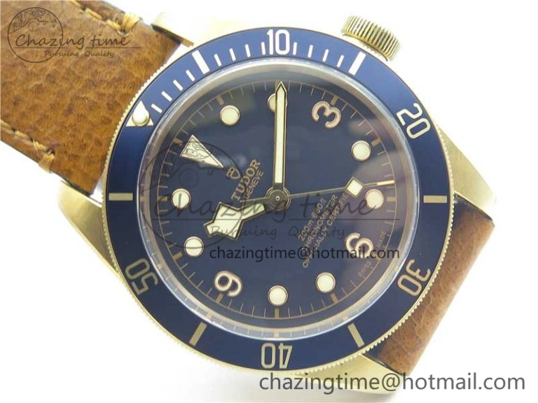 Heritage Black Bay Bronze Blue XF 1:1 Best Edition on Aged Brown Leather Strap A5612 V3 (Free Nato Strap)