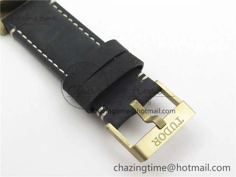 Heritage Black Bay Bronze Gray XF 1:1 Best Edition on Leather Strap A5612 (Free Nylon Strap)