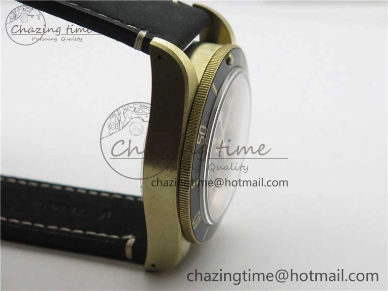 Heritage Black Bay Bronze Gray XF 1:1 Best Edition on Leather Strap A5612 (Free Nylon Strap)