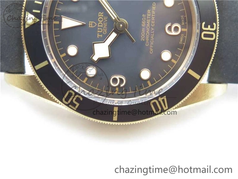 Heritage Black Bay Bronze Gray XF 1:1 Best Edition on Leather Strap A5612 (Free Nylon Strap)