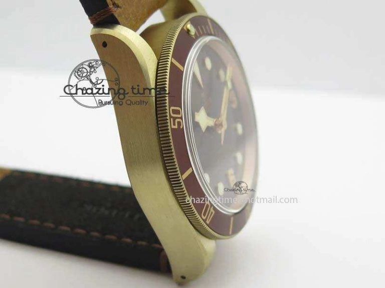 Heritage Black Bay Bronze ZF 1:1 Best Edition On Aged Brown Leather Strap A2824 V2