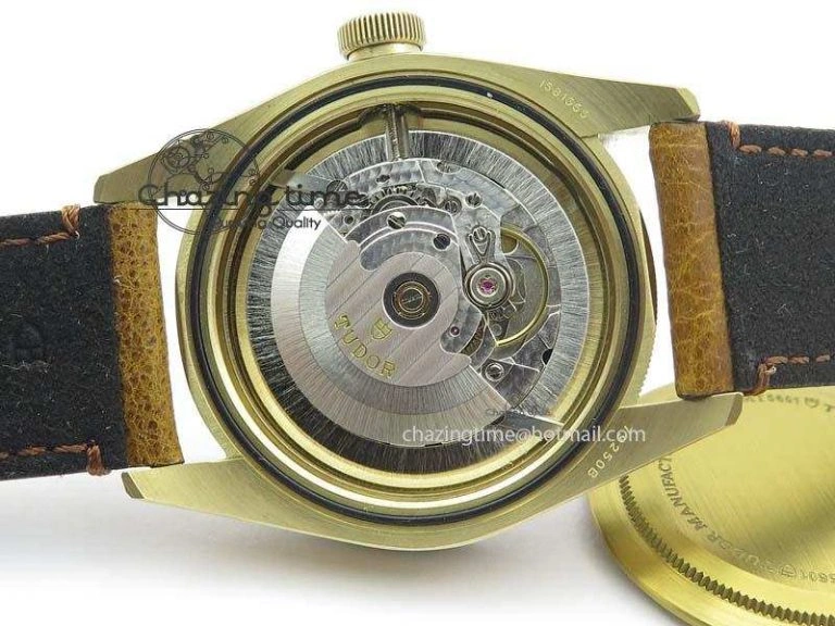 Heritage Black Bay Bronze ZF 1:1 Best Edition On Aged Brown Leather Strap A2824 V2