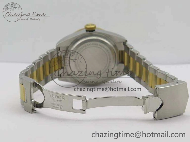 Heritage Black Bay SS YG 2017 ZF 1:1 Best Edition Gold Dial On SS Bracelet A2824