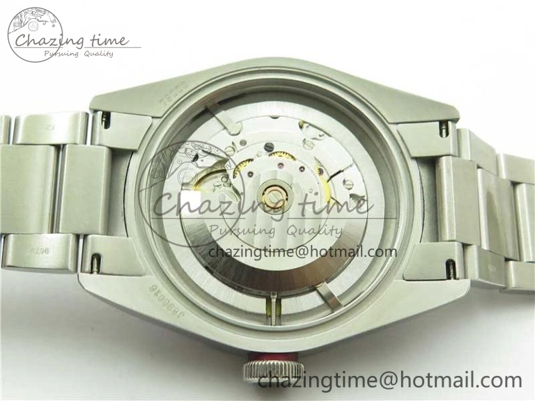 Heritage Black Bay ZF 1:1 Best Edition on Bracelet A2824 ( Red )