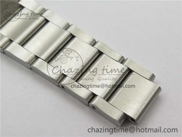 Heritage Black Bay ZF 1:1 Best Edition on Bracelet A2824 ( Red )