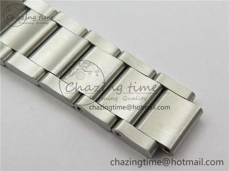Heritage Black Bay ZF 1:1 Best Edition on Bracelet A2824 ( Red )