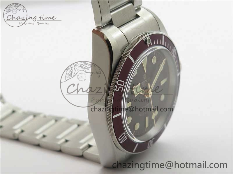Heritage Black Bay ZF 1:1 Best Edition on Bracelet A2824 ( Red )
