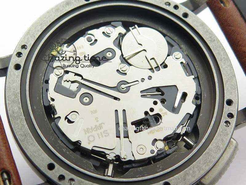 Heritage Pilot Ton-Up Aged SS Case Gray Dial On Leather Strap Jap Quartz