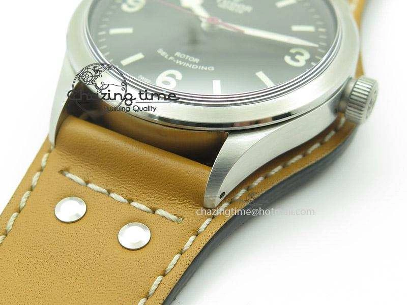 Heritage Ranger SS Black Dial on Brown Leather Strap A2824