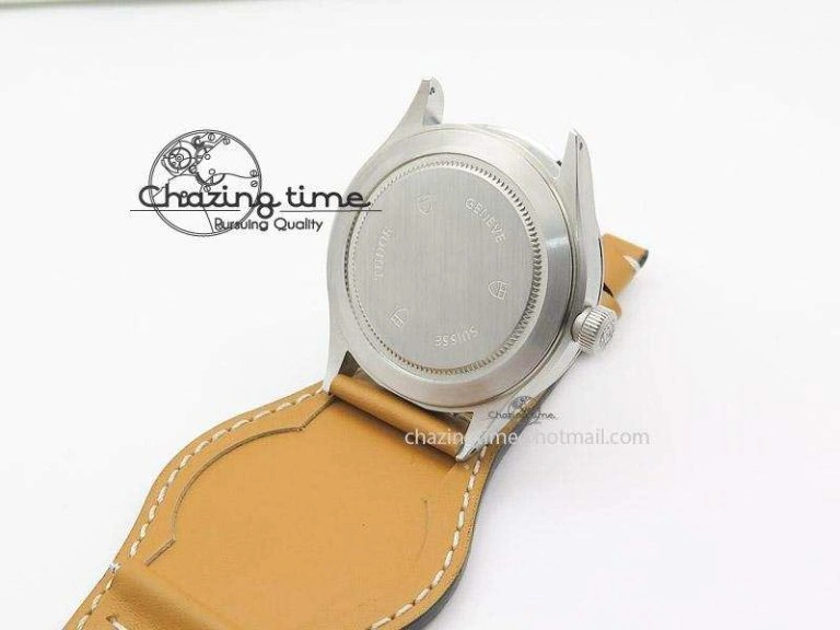 Heritage Ranger SS Black Dial on Brown Leather Strap A2824