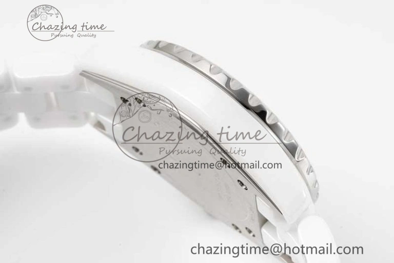 J13 33mm White Ceramic HTF 1:1 Best Edition Mirror Numbers Dial on Bracelet Swiss Quartz
