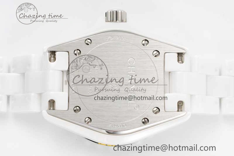J13 33mm White Ceramic HTF 1:1 Best Edition Mirror Numbers Dial on Bracelet Swiss Quartz