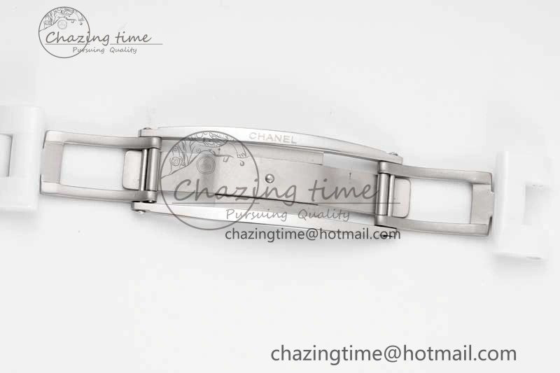 J13 33mm White Ceramic HTF 1:1 Best Edition Mirror Numbers Dial on Bracelet Swiss Quartz