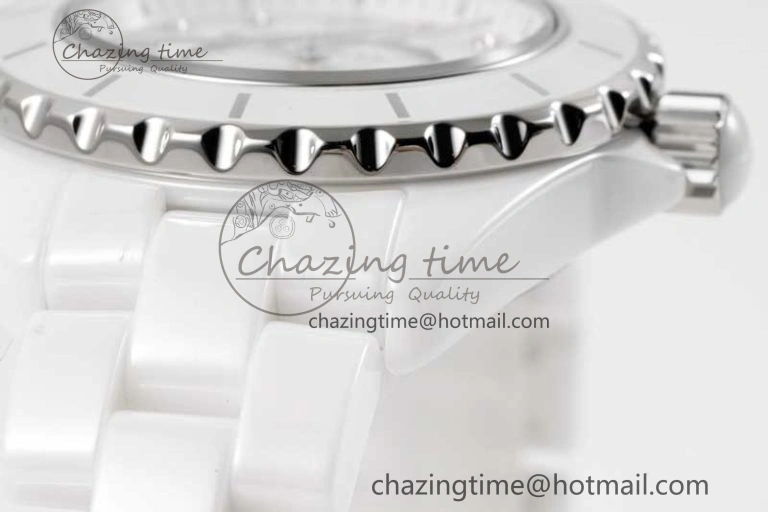 J13 33mm White Ceramic HTF 1:1 Best Edition White MOP Dial on Bracelet Swiss Quartz