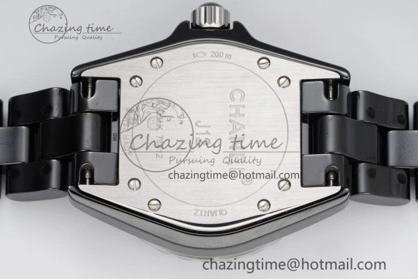 J13 33mm XF 1:1 Best Edition Black Korea Ceramic Black Numeral Dial on Bracelet Swiss Quartz