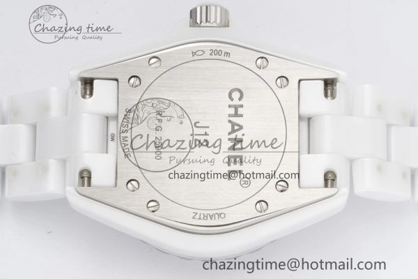 J13 33mm XF 1:1 Best Edition White Korea Ceramic Pink No Date Diamonds Dial on Bracelet Swiss Quartz