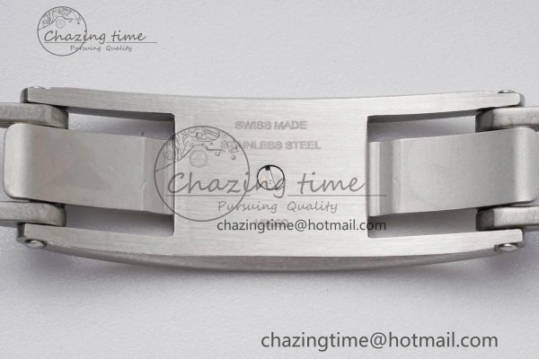 J13 33mm XF 1:1 Best Edition White Korea Ceramic Pink No Date Diamonds Dial on Bracelet Swiss Quartz