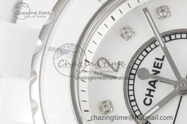 J13 33mm XF 1:1 Best Edition White Korea Ceramic White No Date Diamonds Dial on Bracelet Swiss Quartz