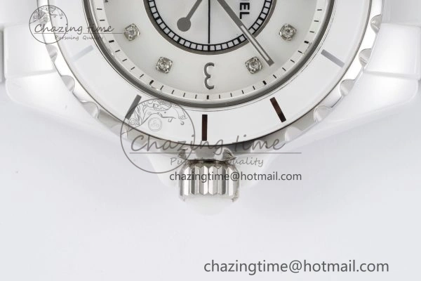 J13 33mm XF 1:1 Best Edition White Korea Ceramic White No Date Diamonds Dial on Bracelet Swiss Quartz