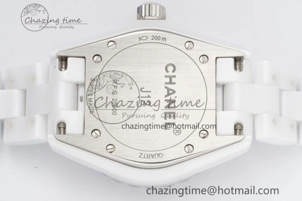 J13 33mm XF 1:1 Best Edition White Korea Ceramic White No Date Diamonds Dial on Bracelet Swiss Quartz