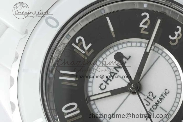 J13 38mm HTF 1:1 Best Edition White Korea Ceramic Silver Dial on Bracelet A2892