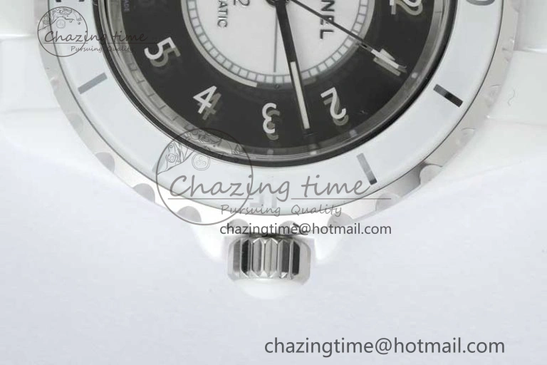 J13 38mm HTF 1:1 Best Edition White Korea Ceramic Silver Dial on Bracelet A2892
