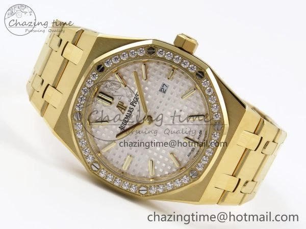 Lady Royal Oak 33mm 67651 Diamonds Bezel YG ZF 1:1 Best Edition White Textured Dial on YG Bracelet RONDA Quartz