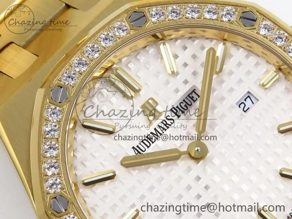 Lady Royal Oak 33mm 67651 Diamonds Bezel YG ZF 1:1 Best Edition White Textured Dial on YG Bracelet RONDA Quartz