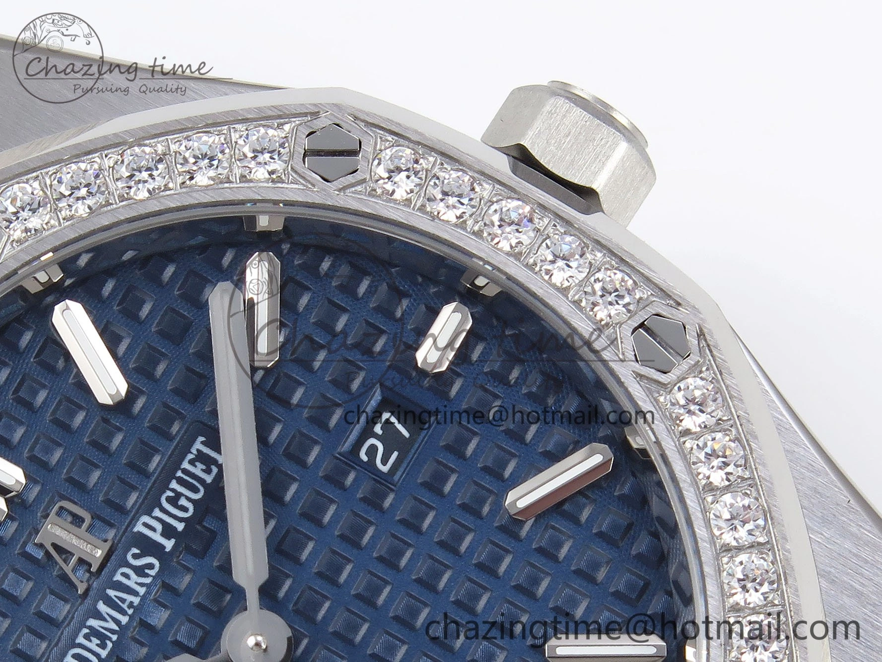 Lady Royal Oak 33mm 67651 Diamonds SS ZF 1:1 Best Edition Blue Textured Dial on SS Bracelet RONDA Quartz