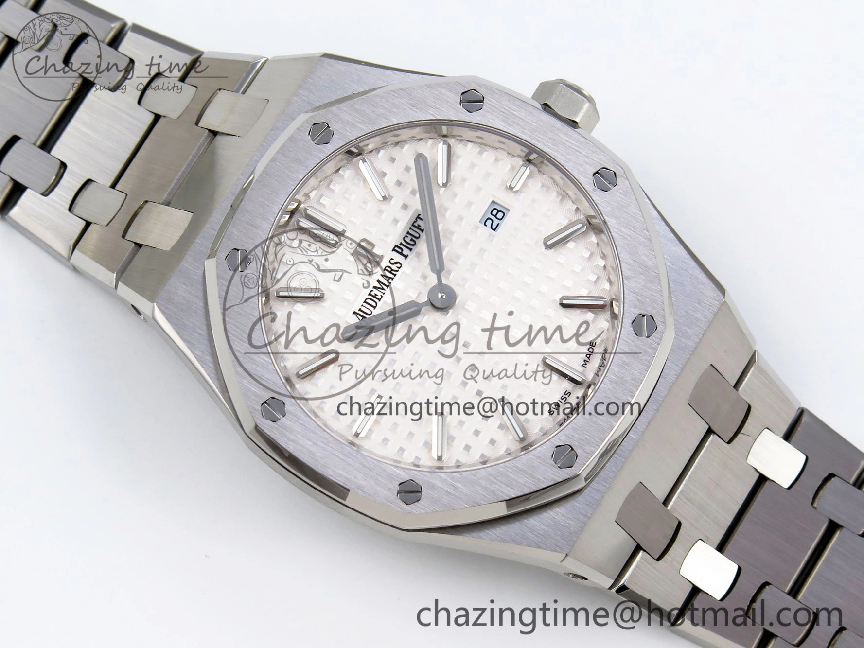 Lady Royal Oak 33mm 67651 SS ZF 1:1 Best Edition White Textured Dial on SS Bracelet RONDA Quartz