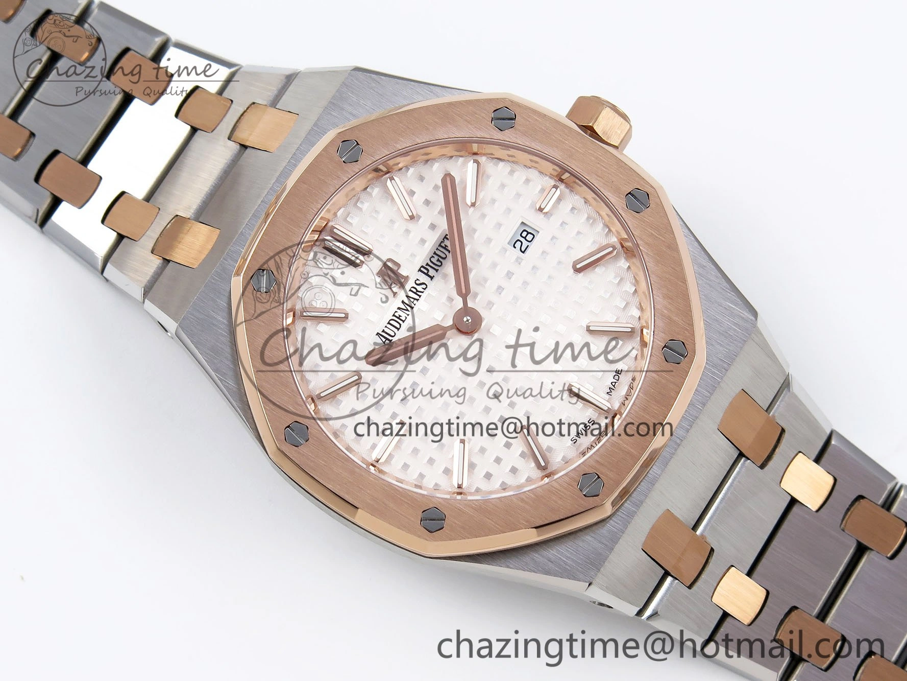 Lady Royal Oak 33mm 67651 SS RG ZF 1:1 Best Edition White Textured Dial on SS RG Bracelet RONDA Quartz