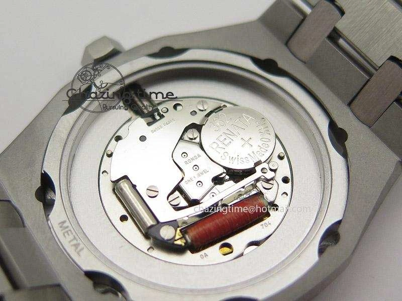 Lady Royal Oak 33mm SS Silver Textured Dial on SS Bracelet RONDA Quartz