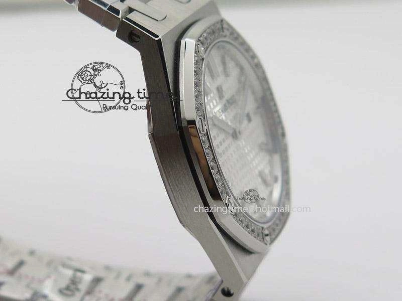 Lady Royal Oak 33mm SS White Textured Dial Diamonds Bezel on bracelet RONDA Quartz