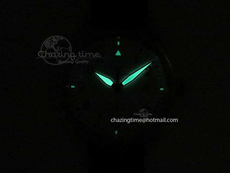 Mark XVIII IW327002 V6F Best Edition White Dial On Black Leather Strap A2892