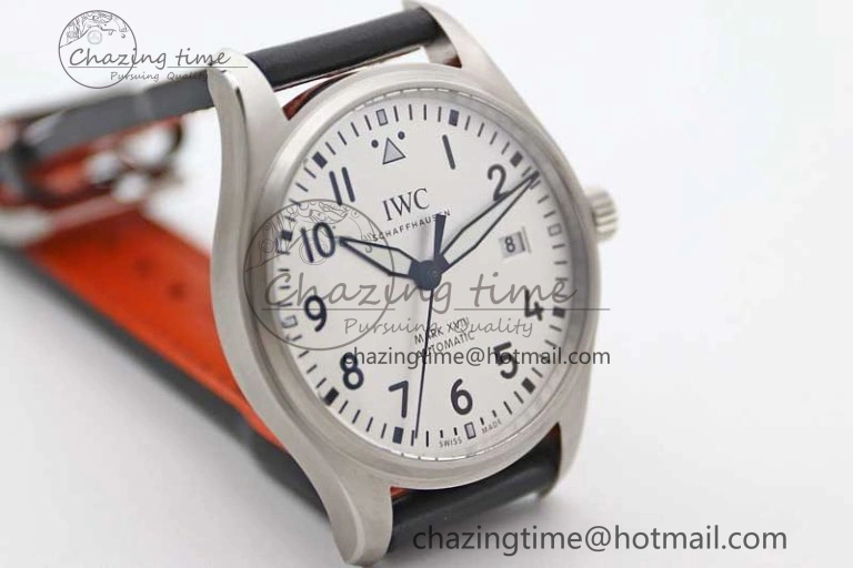 Mark XVIII IW327012 SS M+F 1:1 Best Edition White Dial on Black Leather Strap A35111