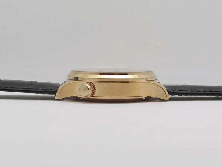 Master Control Power Reserve RG Black Dial On Black Leather Strap A939