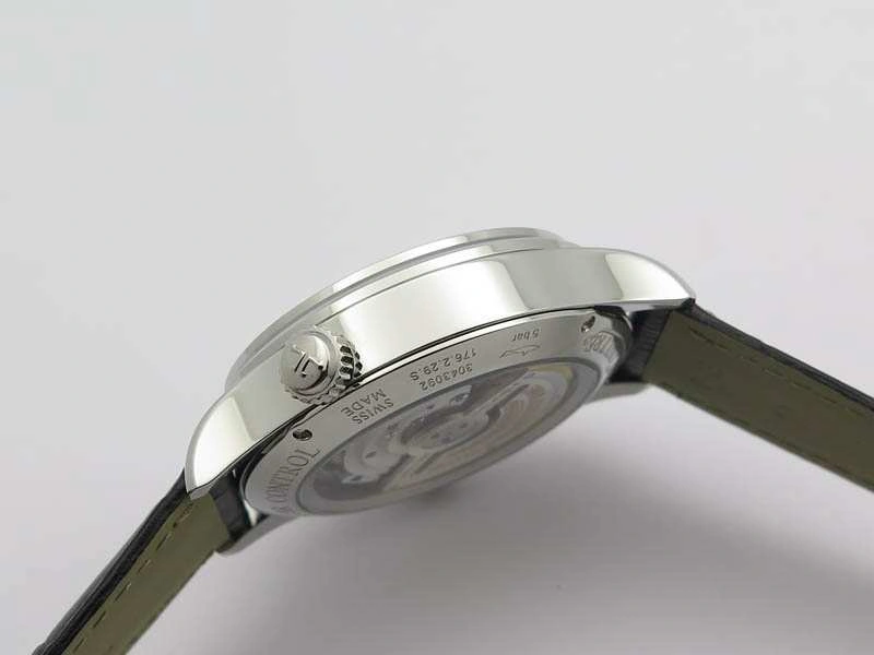 Master Control Power Reserve SS White Dial On Black Leather Strap A939
