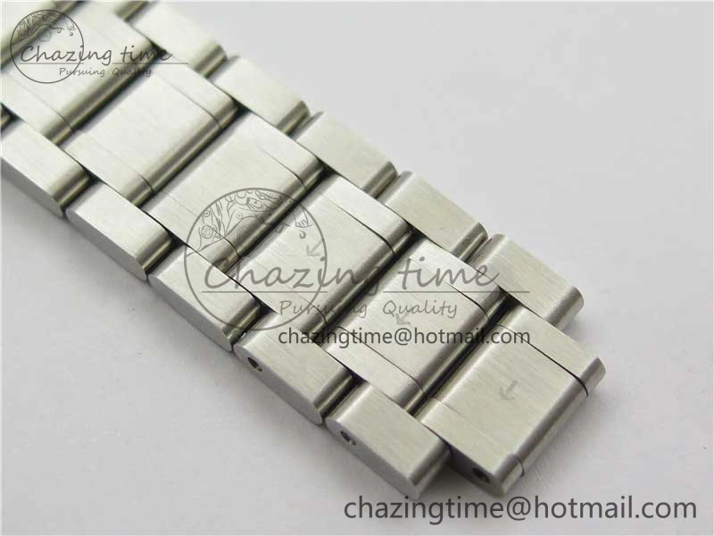 Master Moonphase L2.909.4.78.3 SS GSF 1:1 Best Edtion White Dial On SS Bracelet A899 V3