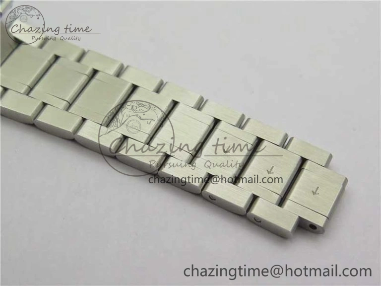 Master SS GLF 1:1 Best Edition Blue Crystal Markers Dial on Asian Cal.L.888.2 (Free Leather Strap)