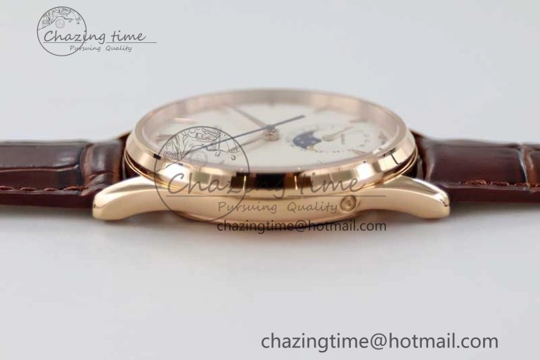 Master Ultra Thin Moon 1362520 RG Q8F 1:1 Best Edition White Dial on Brown Leather Strap A925
