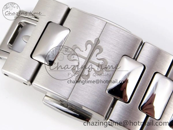 NAUTILUS 5811 1G PPF 1:1 BEST EDITION BLUE TEXTURED DIAL ON SS BRACELET 330CS
