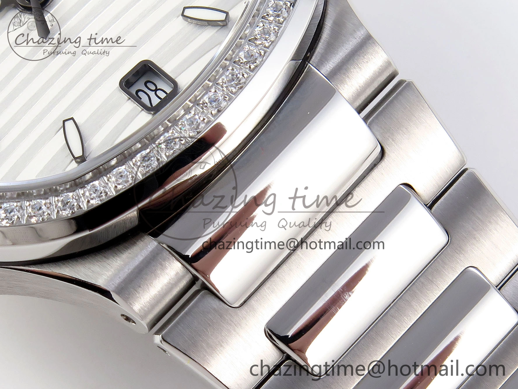 NAUTILUS 7118 LADIES SS PPF 1:1 BEST EDITION WHITE DIAL DIAMONDS BEZEL ON SS BRACELET 324CS