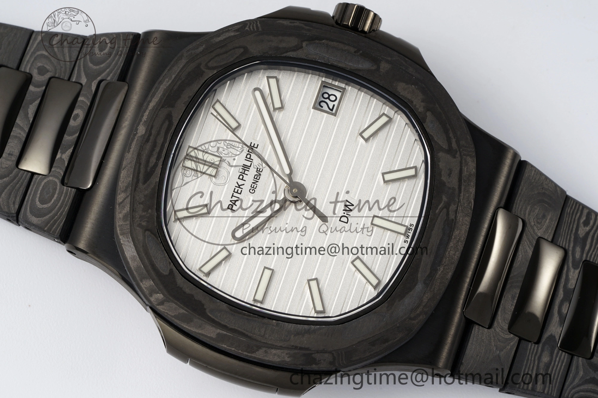 Nautilus 5711 DIW Carbon DIWF 1:1 Best Edition White Dial on Carbon PVD Bracelet 324CS