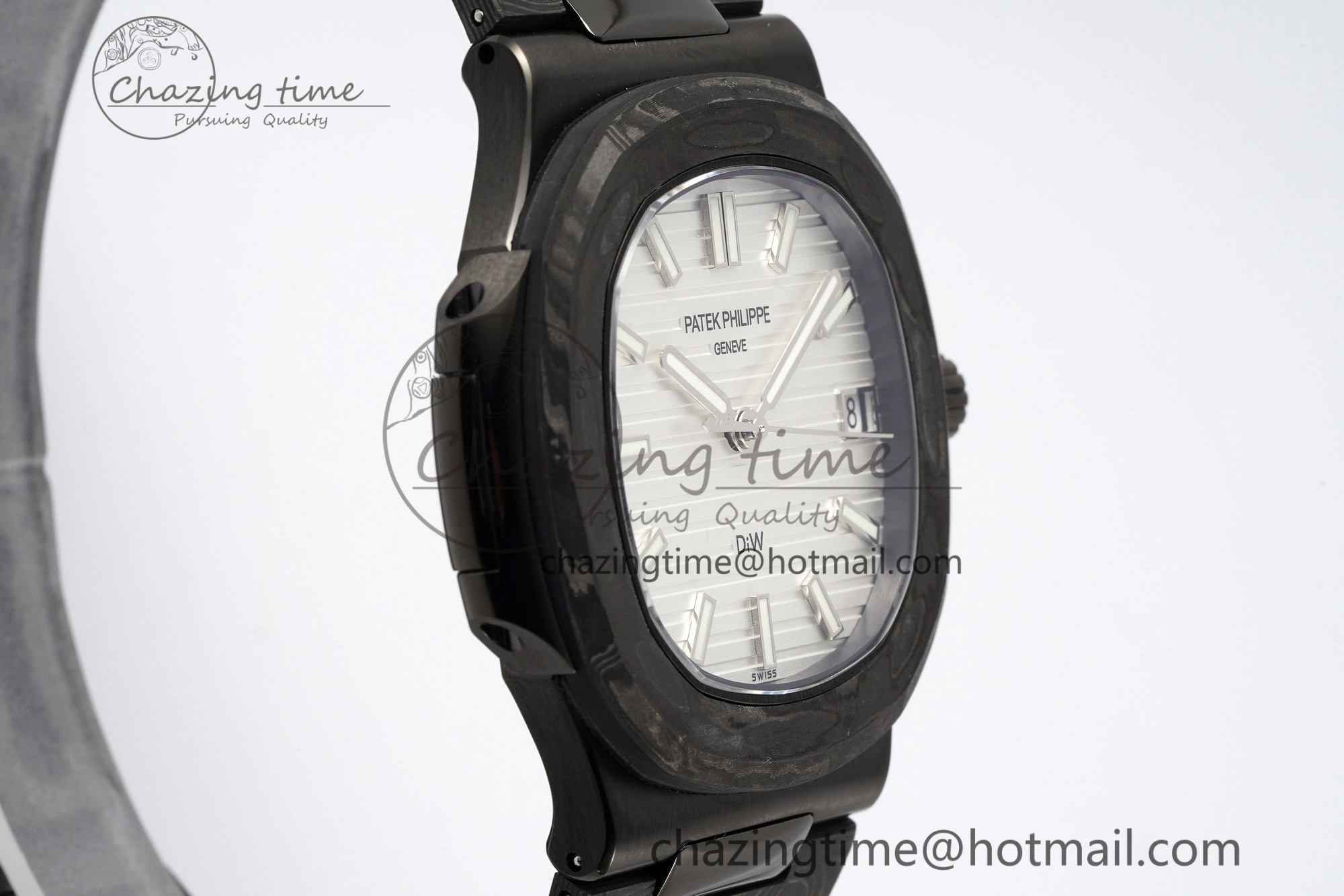 Nautilus 5711 DIW Carbon DIWF 1:1 Best Edition White Dial on Carbon PVD Bracelet 324CS
