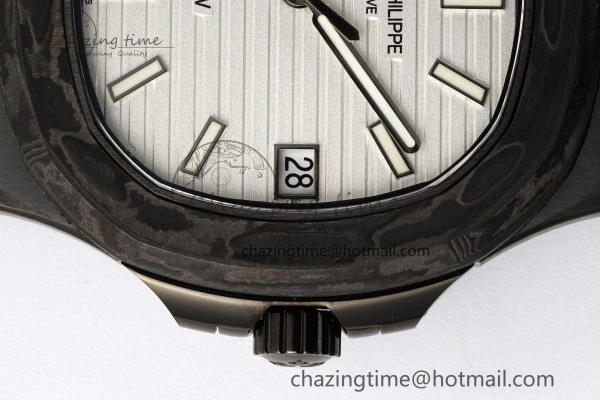 Nautilus 5711 DIW Carbon DIWF 1:1 Best Edition White Dial on Carbon PVD Bracelet 324CS