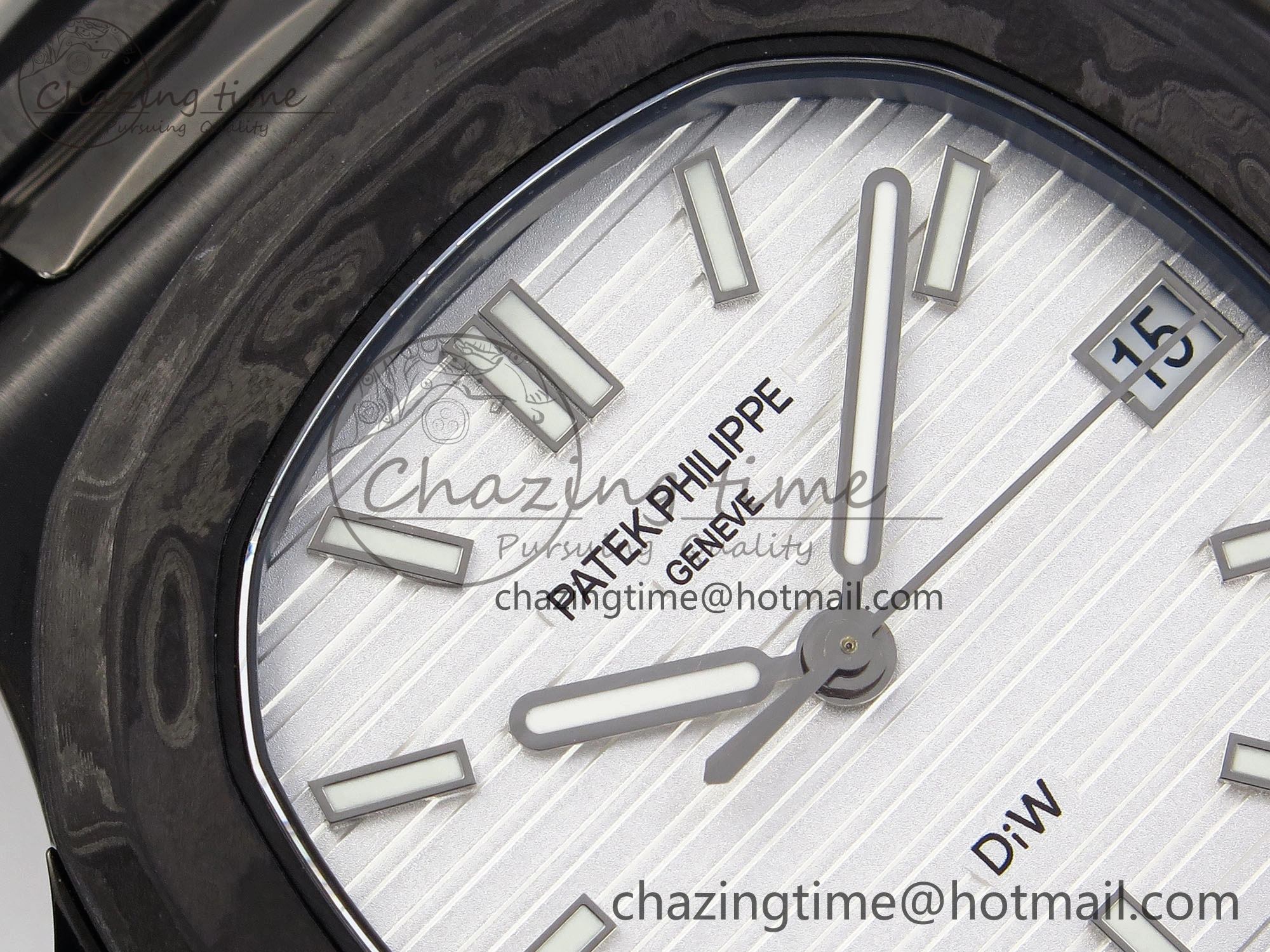 Nautilus 5711 DIW Carbon DIWF 1:1 Best Edition White Textured Dial on Carbon PVD Bracelet 324CS