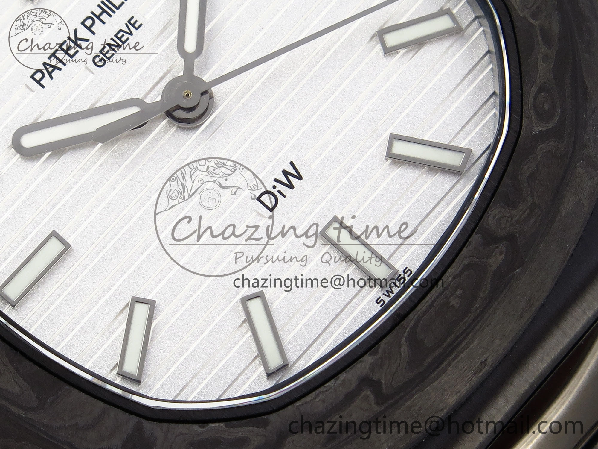 Nautilus 5711 DIW Carbon DIWF 1:1 Best Edition White Textured Dial on Carbon PVD Bracelet 324CS