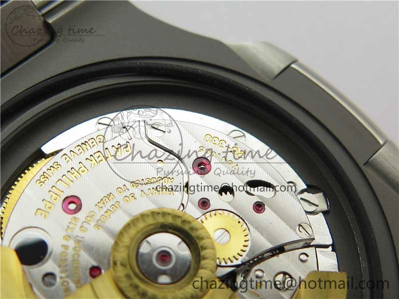 Nautilus 5711 1A PPF 1:1 Best Edition Green Textured Dial on SS Bracelet 324CS V4
